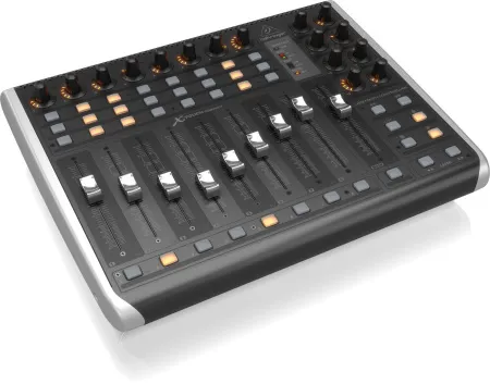 BEHRINGER X-TOUCH COMPACT