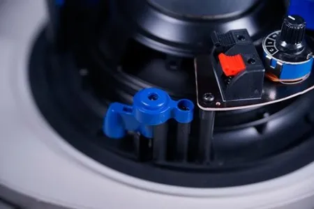 1m0bv3y4doysss8swcckkcso8