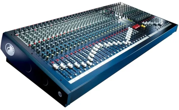 SOUNDCRAFT LX7ii-32 SOUNDCRAFT LX7ii-32