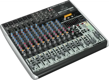 BEHRINGER QX1832USB