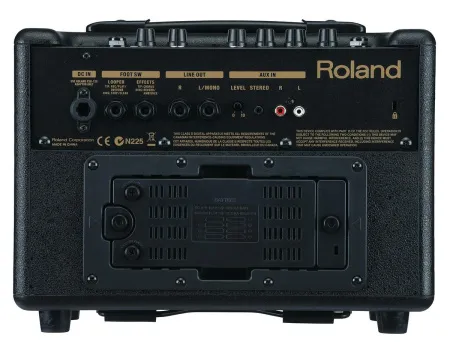 Купить ROLAND AC-33 по выгодной цене в Новосибирске