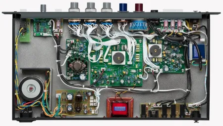 Купить WARM AUDIO WA73-EQ по выгодной цене в Новосибирске