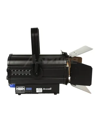 Купить Anzhee Fresnel 200 RGBW ZOOM по выгодной цене в Новосибирске