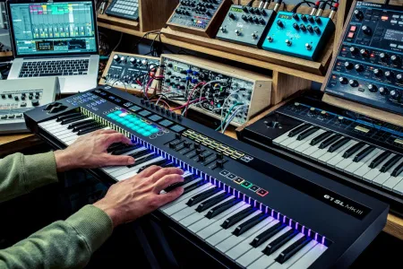Купить Novation 61 SL MK III по выгодной цене в Новосибирске