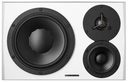 Купить Dynaudio LYD 48 L B/W по выгодной цене в Новосибирске
