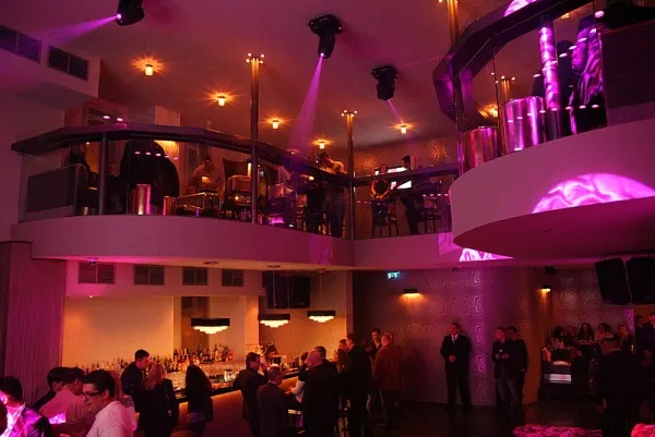 v8_6A3C_2055 v8_6A3C_2055