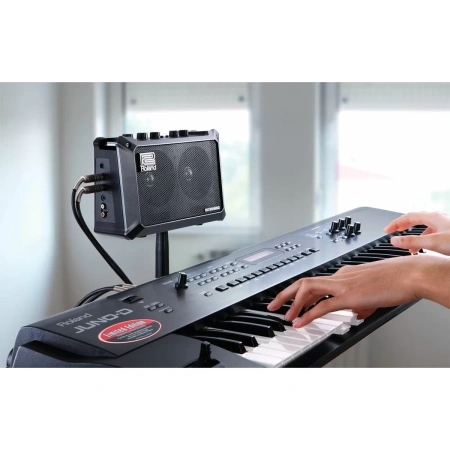Купить ROLAND MOBILE CUBE по выгодной цене в Новосибирске